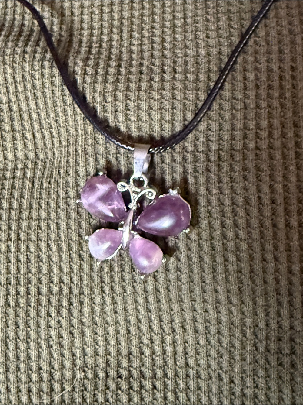 Purple Butterfly Pendant Necklace - Unbranded - Picture 2 of 3